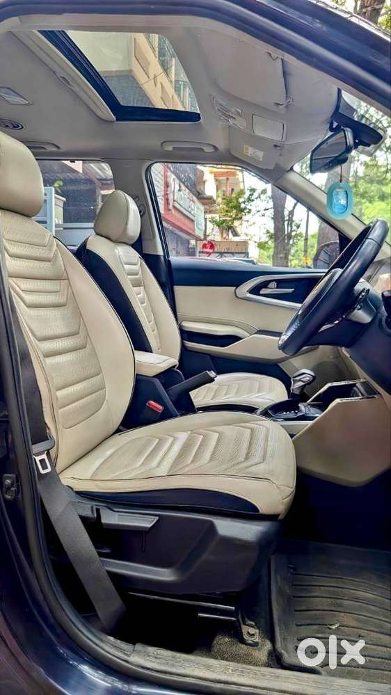 Kia Carens Luxury (o)1.5 Diesel At 7 Str, 2022, Diesel