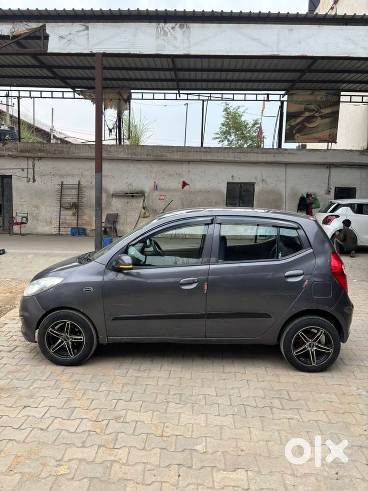 Hyundai I10 Petrol Manual 2011 Petrol + Cng