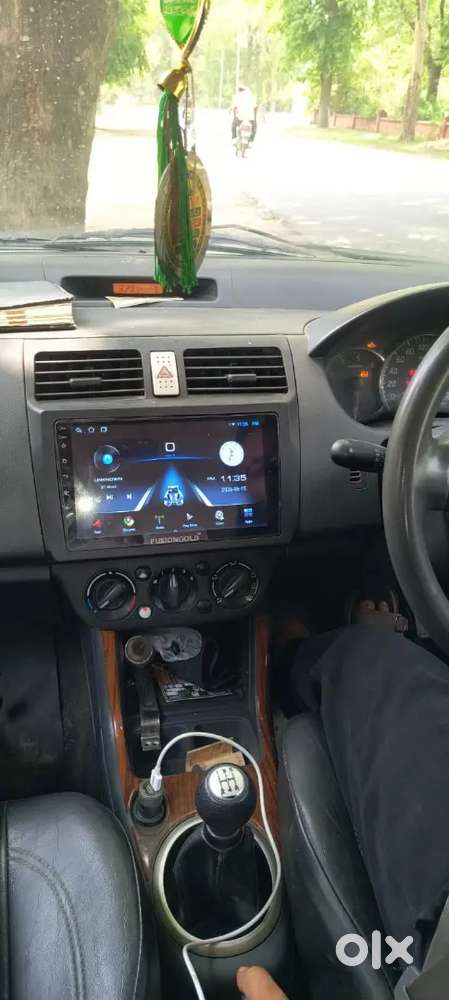 Maruti Suzuki Swift Dzire 2011