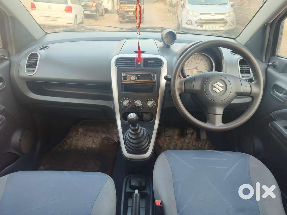 Maruti Suzuki Ritz Vxi, 2010, Petrol