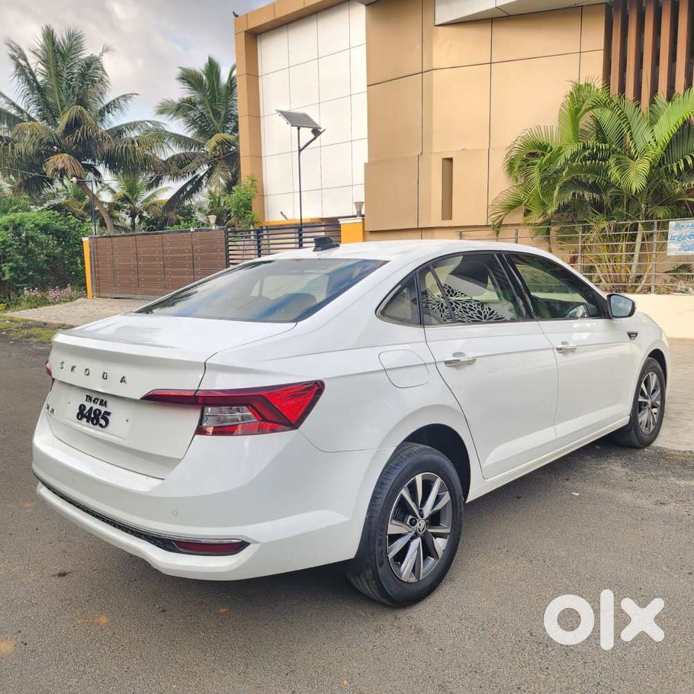 Skoda Slavia Style 1.0l Tsi Mt, 2022, Petrol