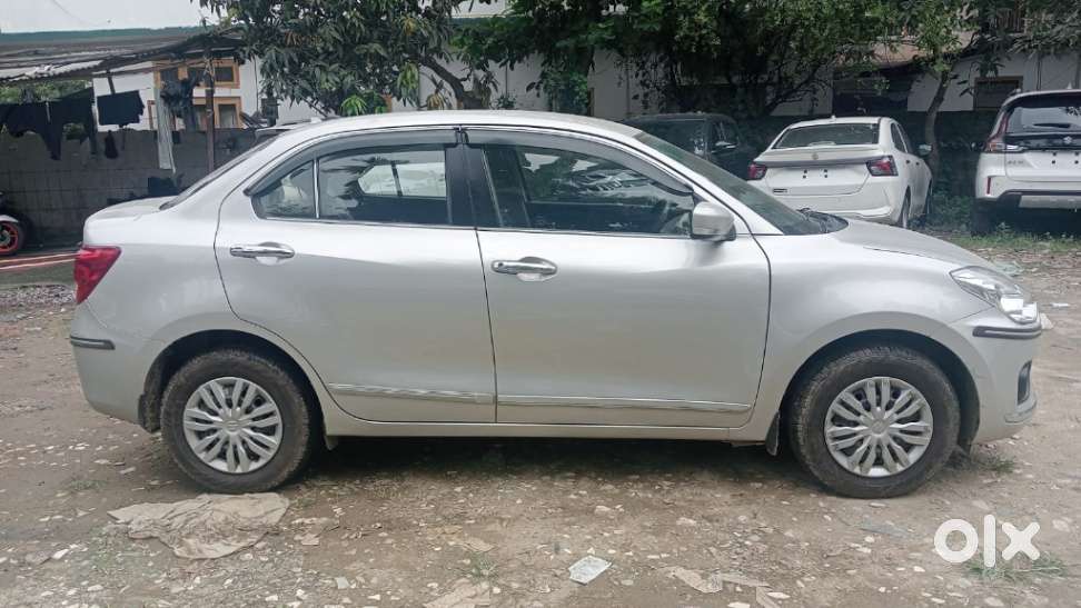 Maruti Suzuki Swift Dzire Amt Vxi, 2018, Petrol