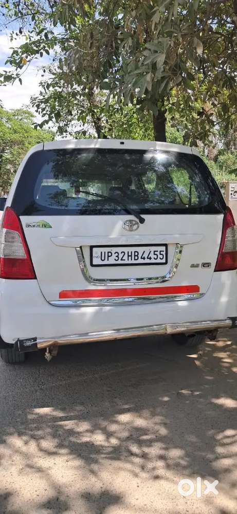Toyota Innova 2016 Diesel 238000 Km Driven