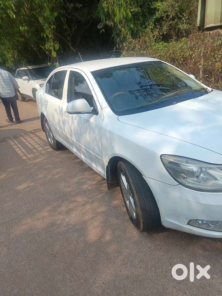 Skoda Laura 2013 Diesel 120000 Km Driven