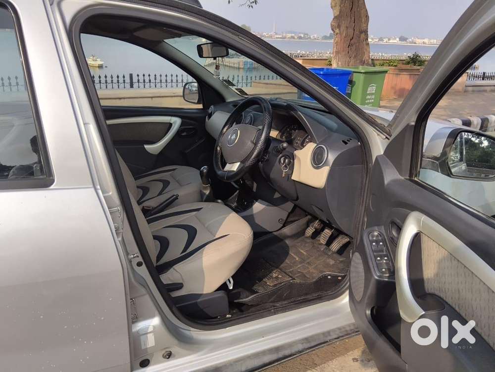 Renault Duster Petrol  2013
