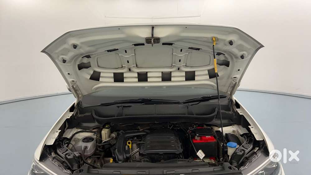 Volkswagen Taigun Topline 1.0 Tsi At (electric Seats), 2022, Petrol
