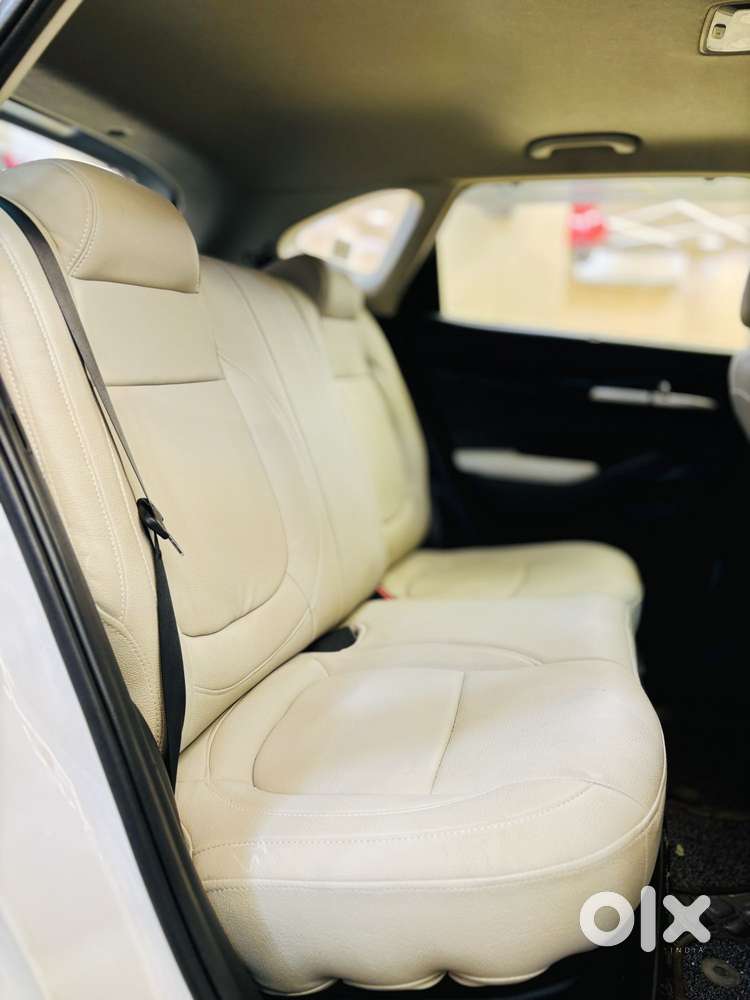 Kia Seltos 1.5 Htx+ Mt Dual Tone Imt, 2021, Petrol