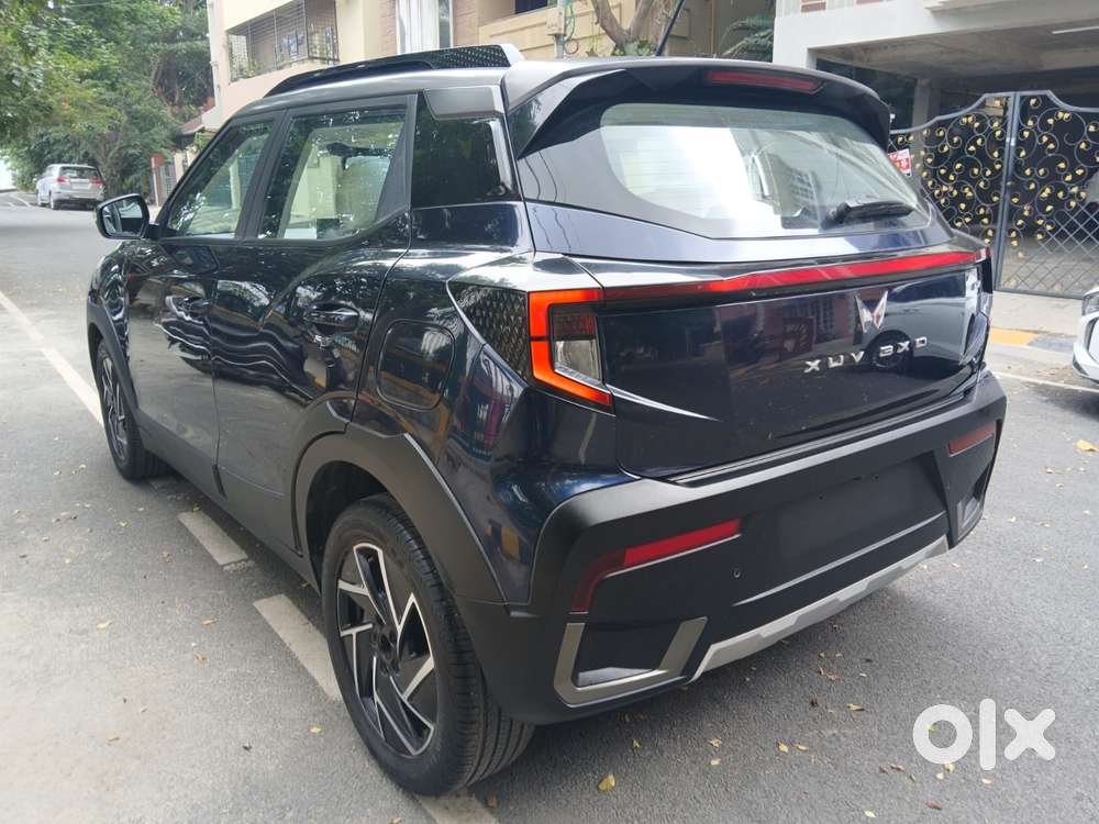Mahindra Xuv 3xo, 2024, Petrol