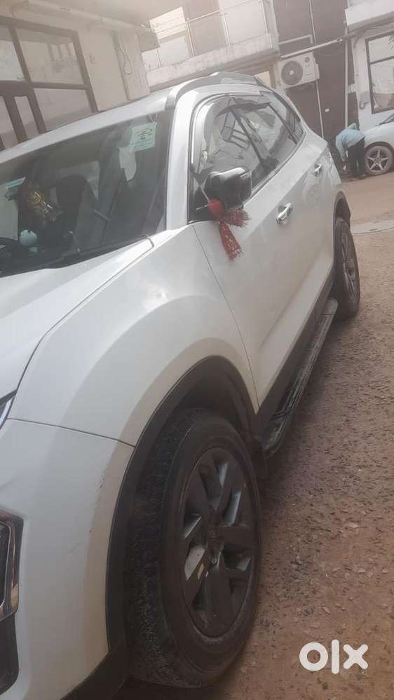 Safari 2021 Well Maintained Genuine Kms On Odo With Service Record