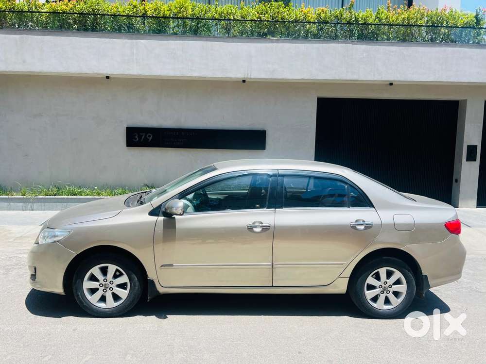 Toyota Corolla Altis 2010-2013 G, 2009, Petrol
