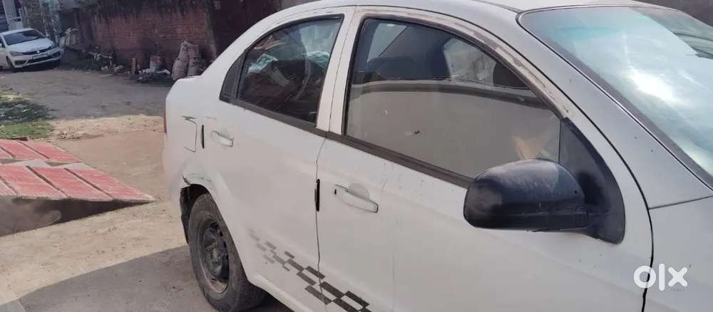 Chevrolet Aveo 2010 Petrol 69000 Km Driven