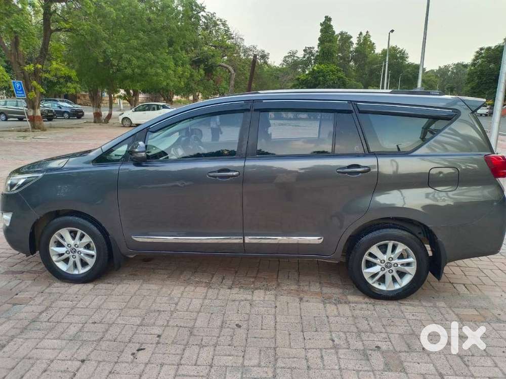 Toyota Innova Crysta 2.4 G Mt, 2019, Diesel