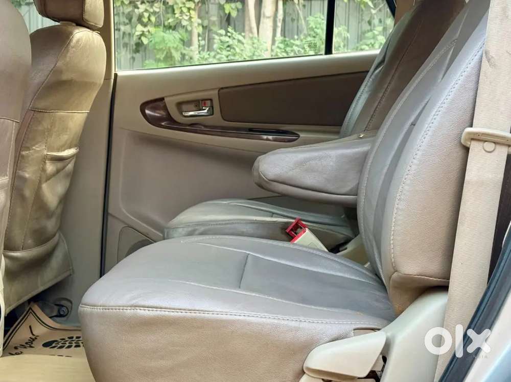 Toyota Innova Vx 2015