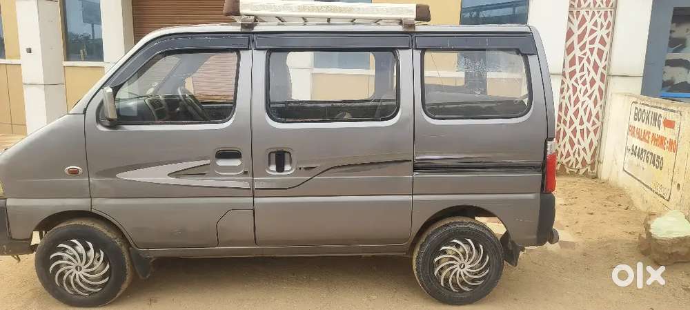 Maruti Suzuki Eeco 2011 Petrol 100000 Km Driven