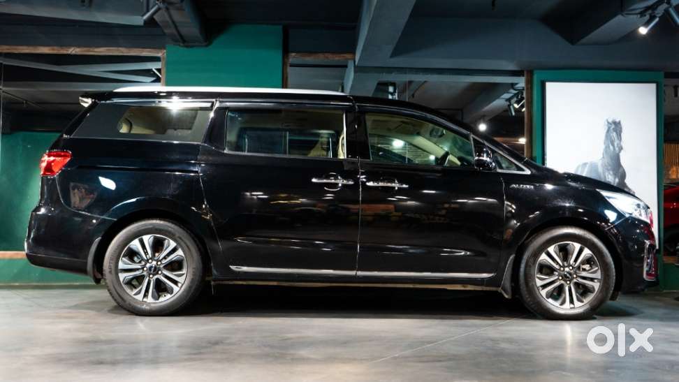 Kia Carnival Limousine Plus 7 Str, 2023, Diesel