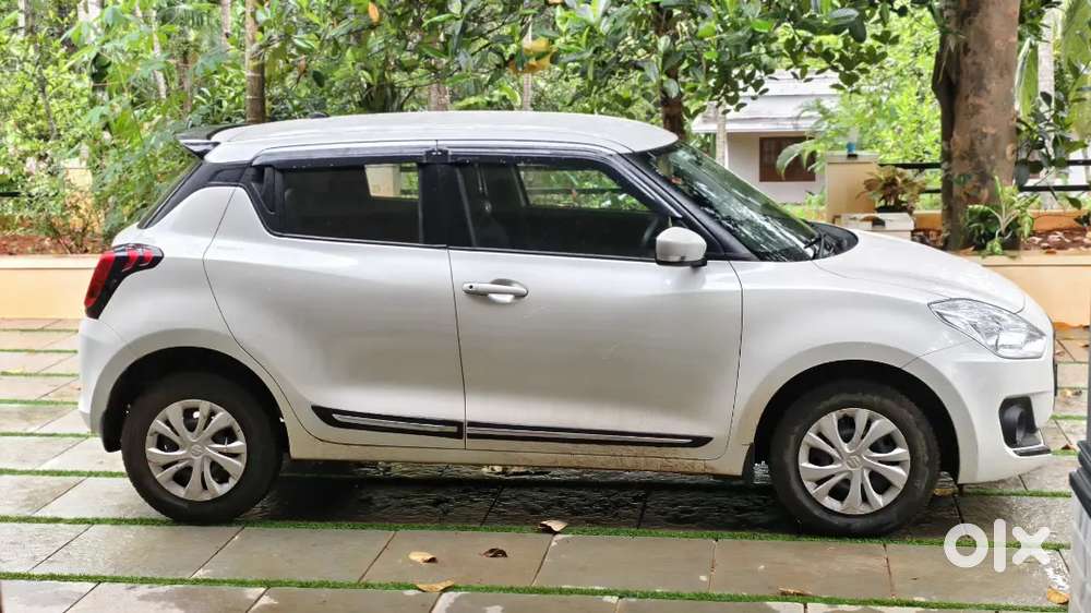 Maruti Suzuki Swift 2021 Petrol 22250 Km Driven