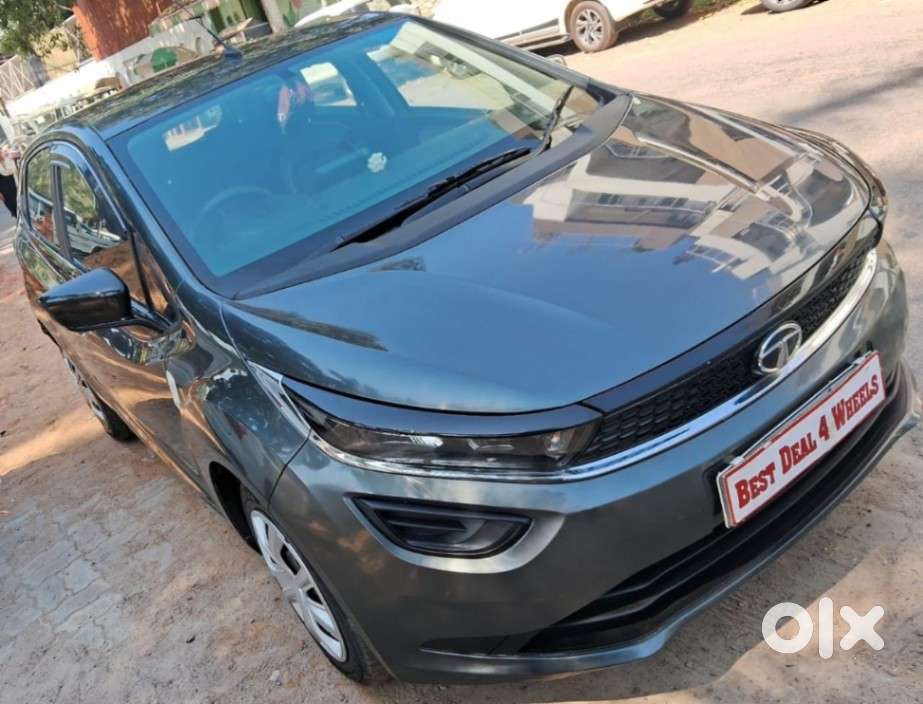 Tata Altroz 1.2 Xm Plus, 2023, Petrol