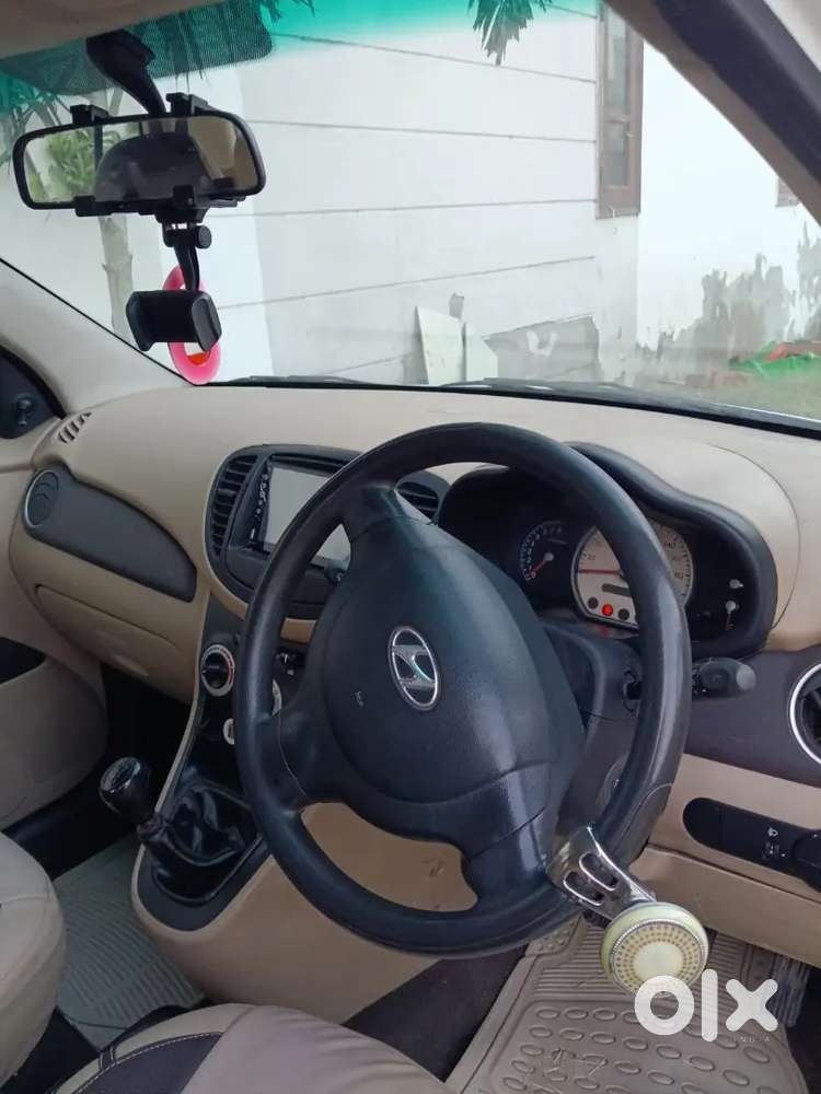 Hyundai I10 Sportz Petrol 2010