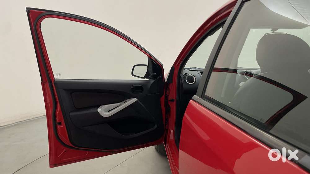 Ford Figo 2010-2012 Petrol Zxi, 2011, Petrol