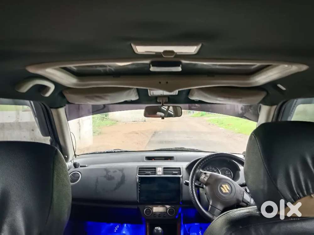 Maruti Suzuki Swift Dzire 2010 Vxi Top Sunroof Cng