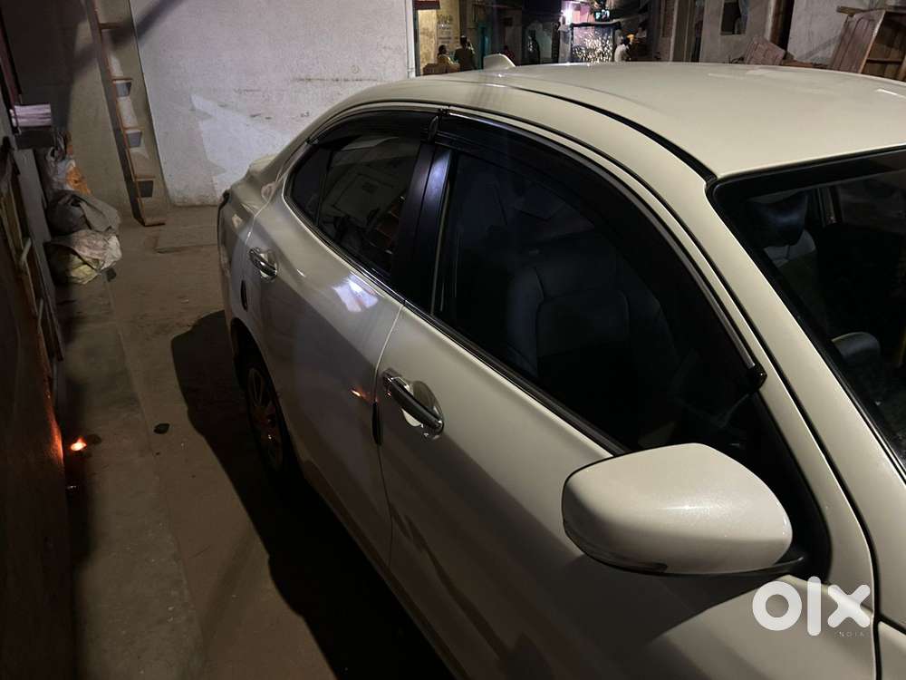 Maruti Suzuki Swift Dzire Vxi(o) Mt, 2025, Petrol