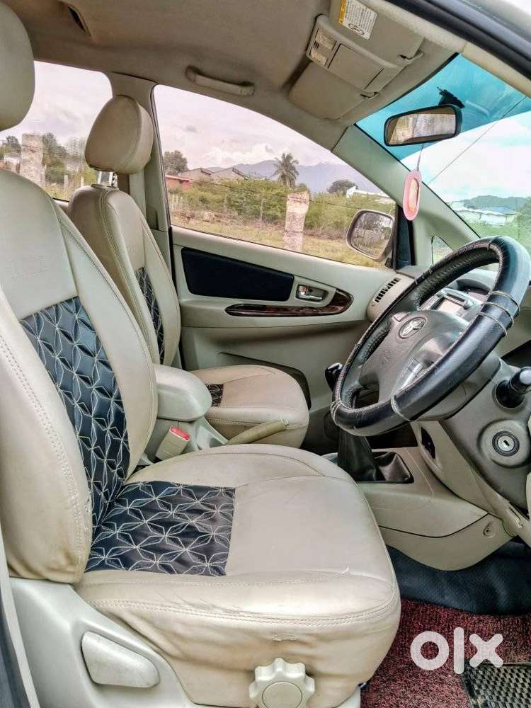 Toyota Innova 2.5 V 7 Str, 2012, Diesel