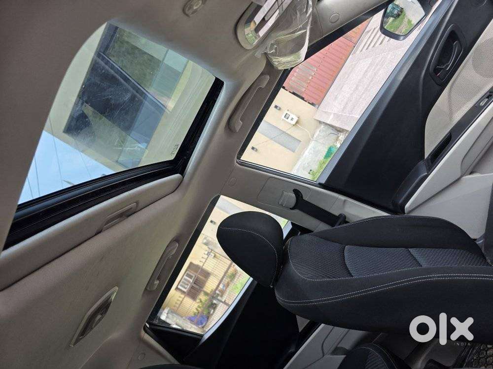 Mahindra Xuv300 W4, 2024, Petrol