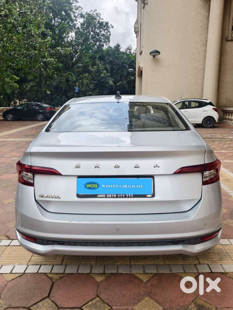 Skoda Slavia 1.0 Ambition Tsi At, 2022, Petrol