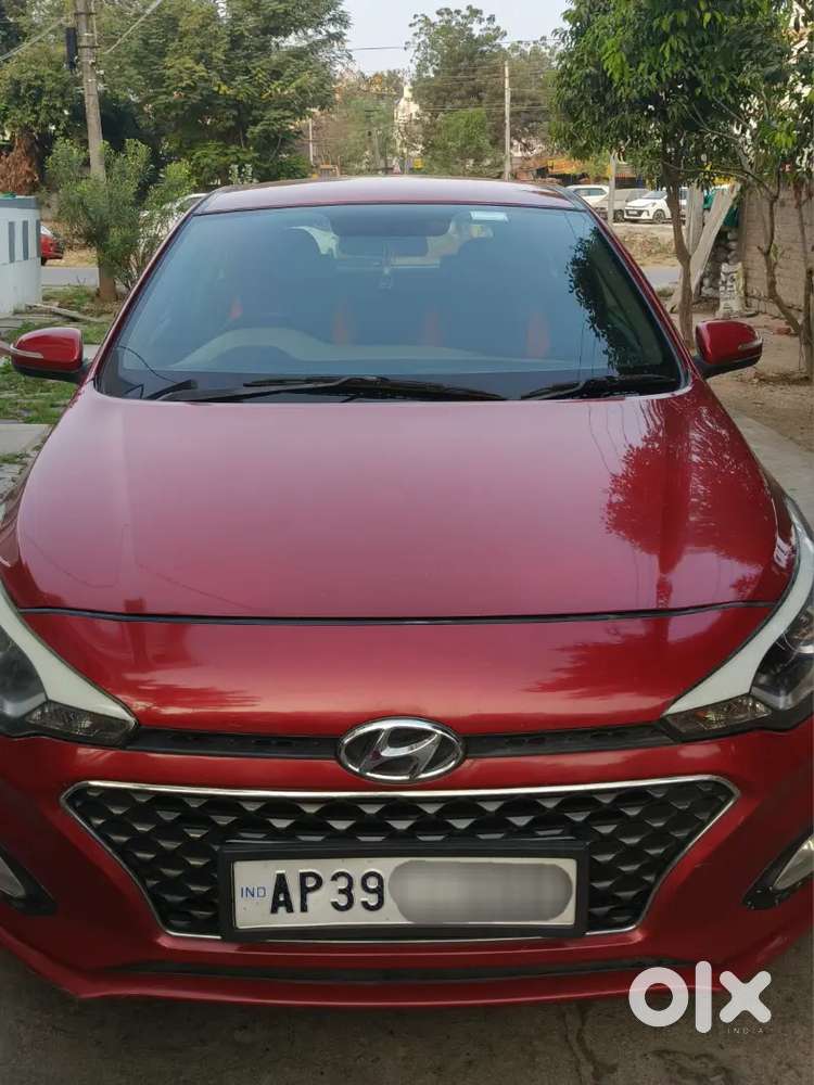 Mahindra Xuv300 2022 Diesel 72900 Km Driven