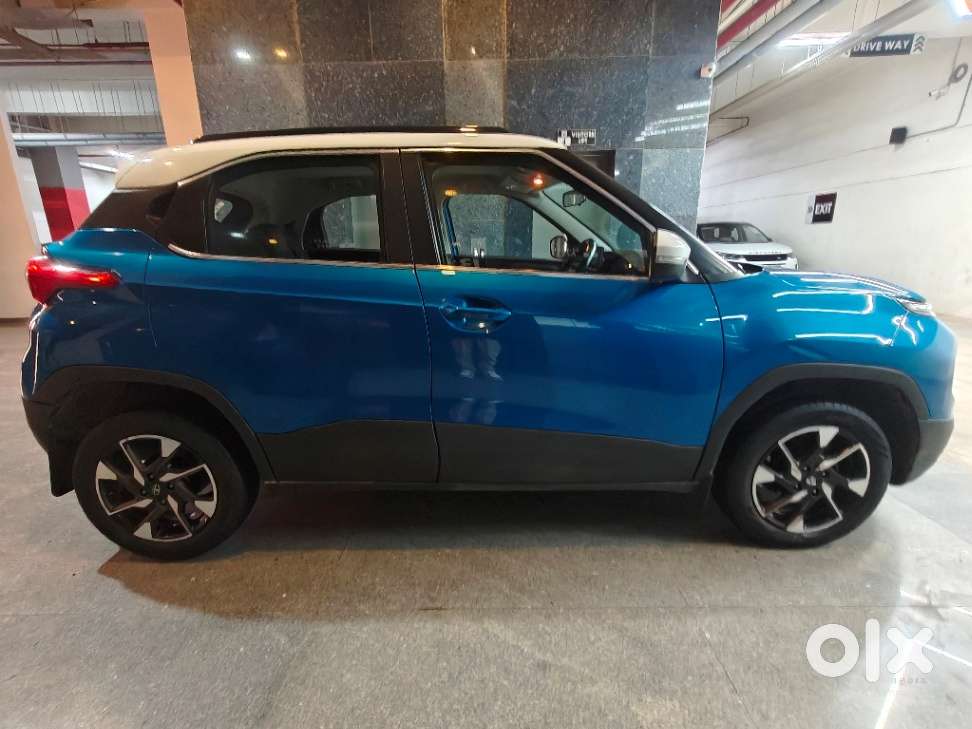Tata Punch 1.2 Revotron Creative Dual Tone, 2022, Petrol