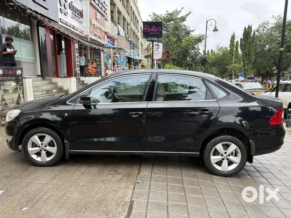 Skoda Rapid 1.5 Tdi At Elegance, 2015, Diesel
