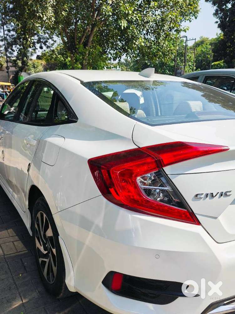 Honda Civic 1.8 V At, 2019, Petrol