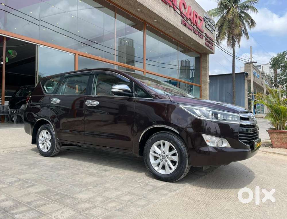 Toyota Innova Crysta 2.8z Automatic, 2017, Diesel
