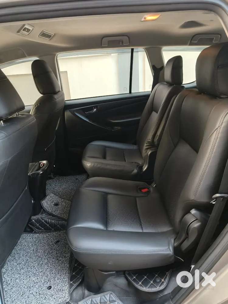 Toyota Innova Crysta 2021