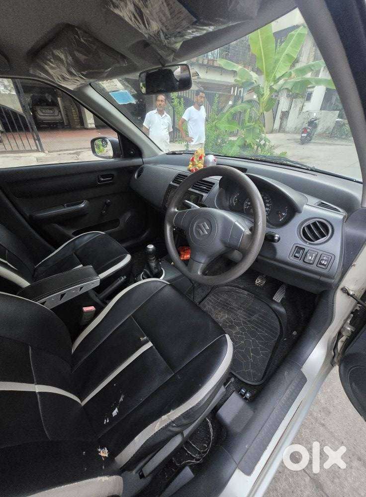 Maruti Suzuki Swift Dzire 1.2 Lxi Bsiv, 2011, Cng & Hybrids