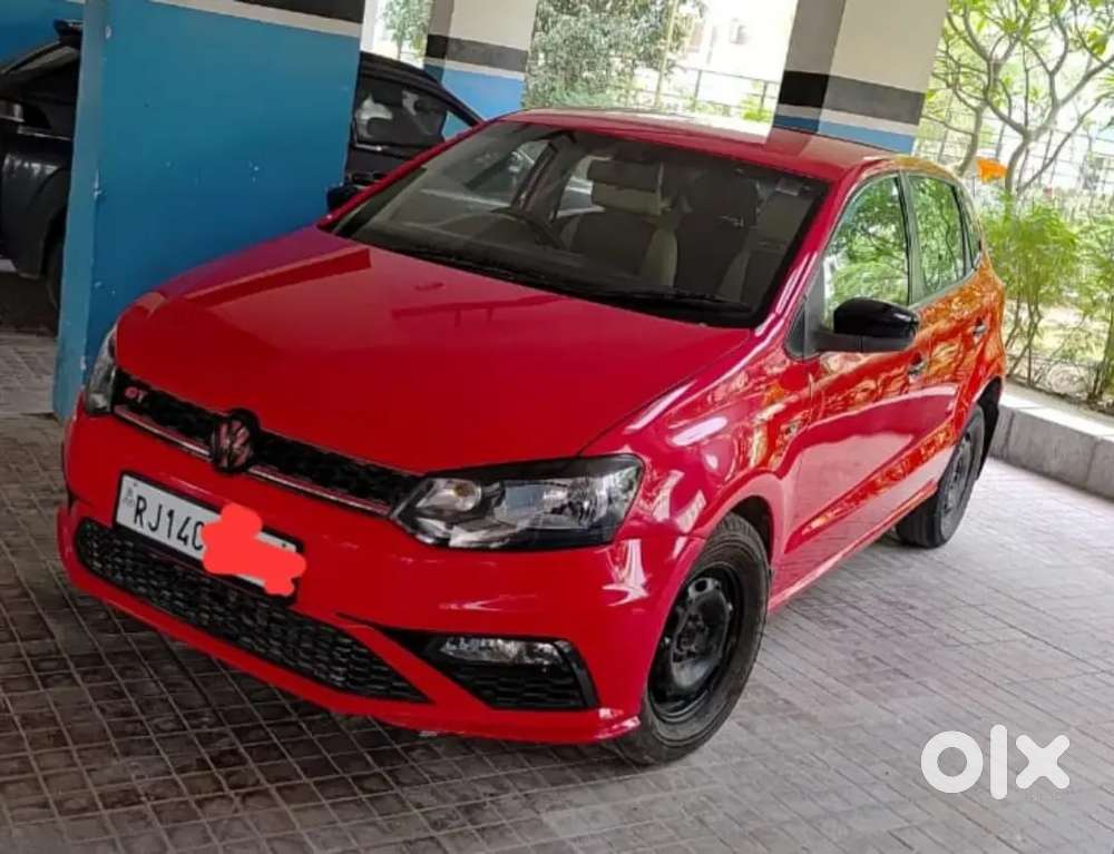 Volkswagen Polo 2011 Petrol 102000 Km Driven