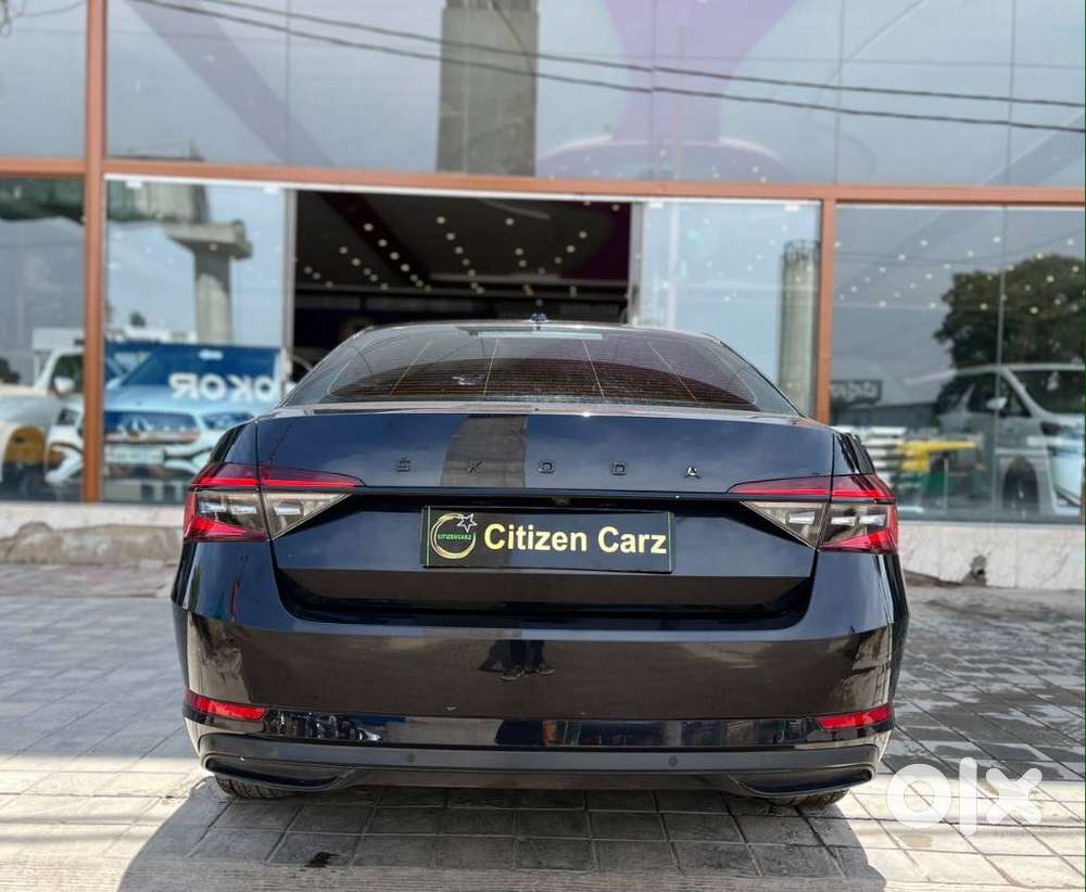 Skoda Superb 2.0 Tsi At L&k, 2021, Petrol