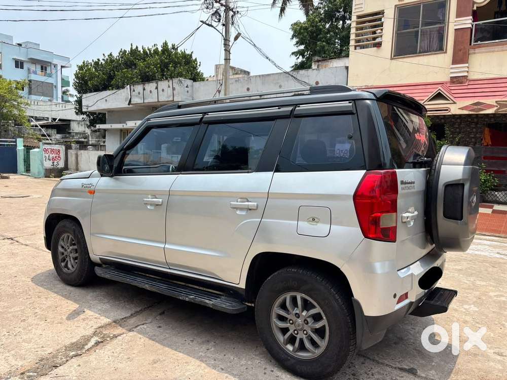Mahindra Tuv 300 T10, 2018, Diesel