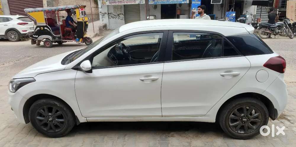 Hyundai I20 2019 Petrol 90000 Km Driven
