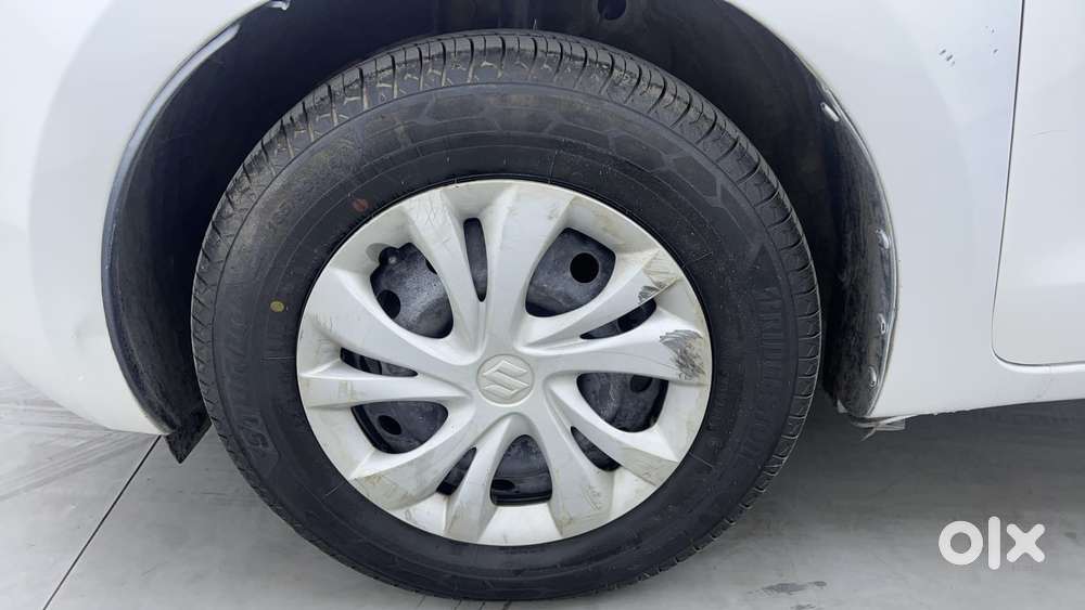 Maruti Suzuki Swift Amt Vvt Vxi, 2019, Petrol