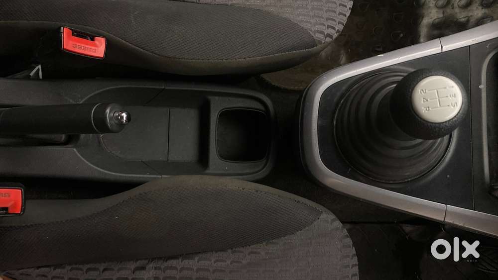 Maruti Suzuki Ritz Vxi, 2015, Petrol