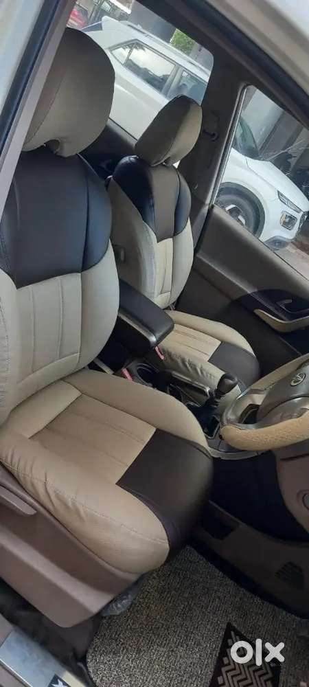 Mahindra Xuv500 2014