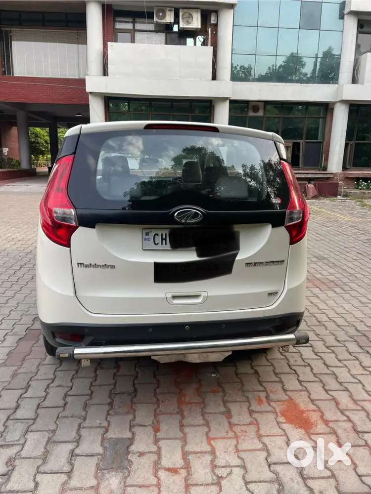 Mahindra Marazzo Diesel 2020