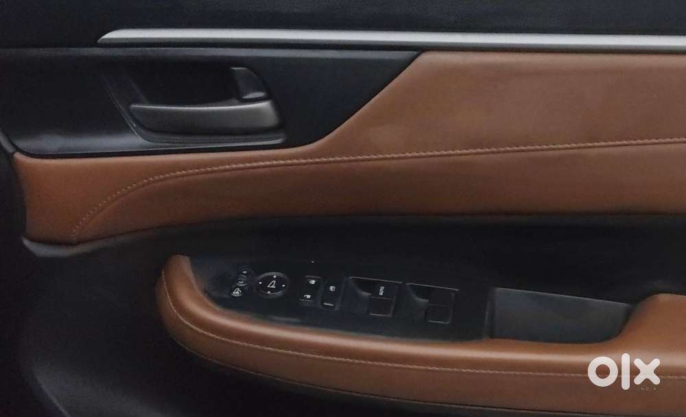 Honda Elevate Zx Cvt, 2023, Petrol