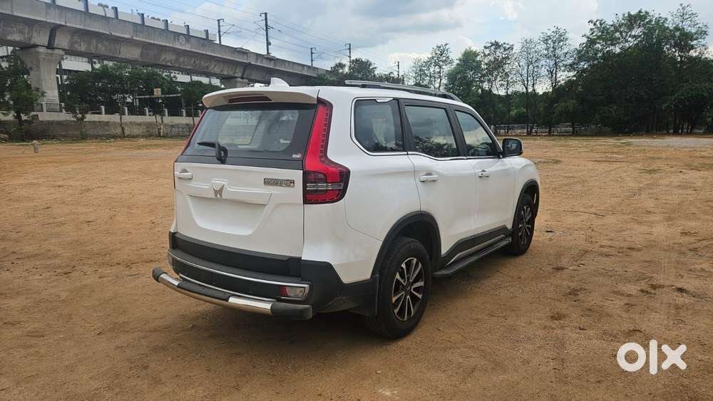 Mahindra Scorpio-n 2.0 Z8 L Petrol At 7 Str, 2025