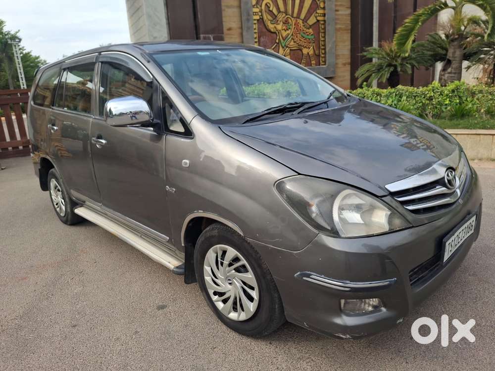 Toyota Innova 2.5 G (diesel) 7 Seater Bs Iv, 2009, Diesel