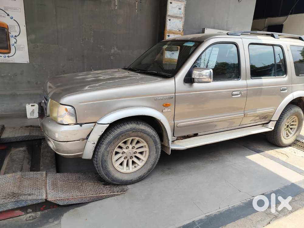 Ford Endeavour Xlt 2004
