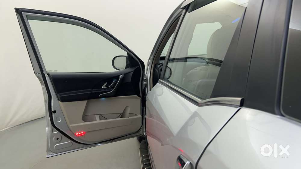 Mahindra Xuv500 W10 At, 2017, Diesel
