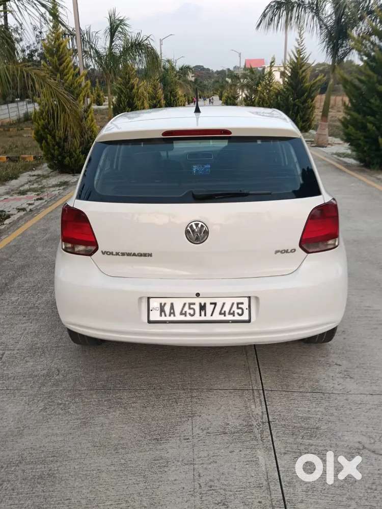 Volkswagen Polo Petrol Manual 2011