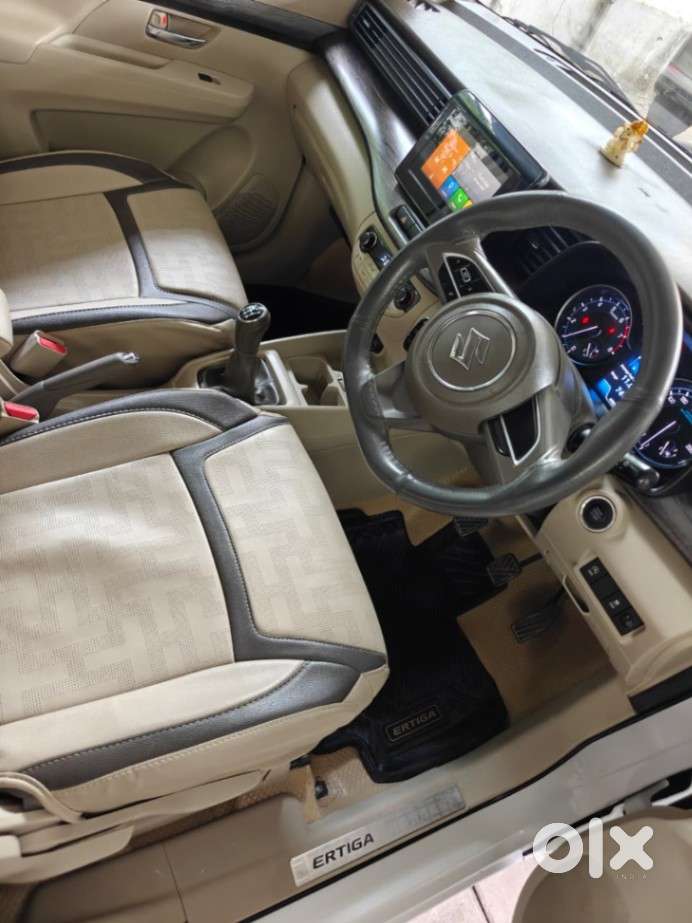 Maruti Suzuki Ertiga 1.5 Zxi Plus Shvs, 2022, Petrol